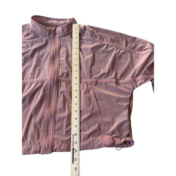 Lululemon Slip into the Moment Short Jacket size 8 Chalky Rose - Picture 8 of 15
